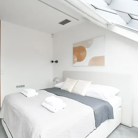公寓 Presidential Penthouse, 303m2, Jacuzzi On Terrace, Sauna, 6bdrm, 4bthrm, Ac, Lift *