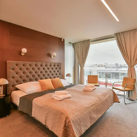 Lägenhet Presidential Penthouse, 303m2, Jacuzzi On Terrace, Sauna, 6bdrm, 4bthrm, Ac, Lift *