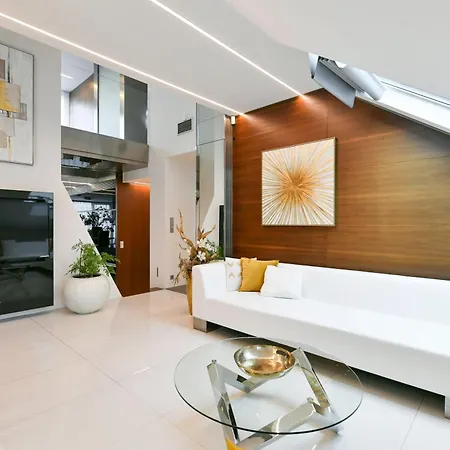Lägenhet Presidential Penthouse, 303m2, Jacuzzi On Terrace, Sauna, 6bdrm, 4bthrm, Ac, Lift *