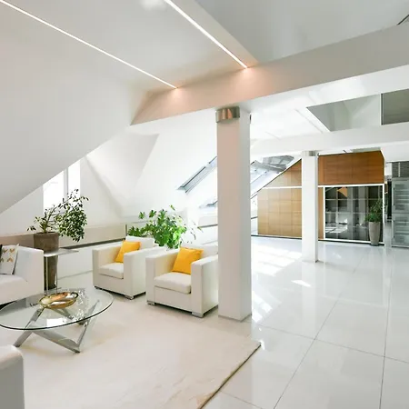 Presidential Penthouse, 303m2, Jacuzzi On Terrace, Sauna, 6bdrm, 4bthrm, Ac, Lift Lägenhet Prag