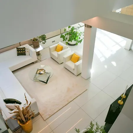 Presidential Penthouse, 303m2, Jacuzzi On Terrace, Sauna, 6bdrm, 4bthrm, Ac, Lift * Prag