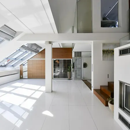 Presidential Penthouse, 303m2, Jacuzzi On Terrace, Sauna, 6bdrm, 4bthrm, Ac, Lift